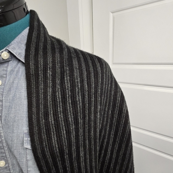 MICHAEL KORS LONG BLACK & GREY STRIPE SCARF FRINGE ENDS UNISEX OS WINTER COSY - Picture 5 of 12